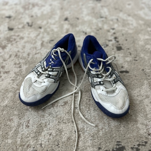 Asics Women's Royal Blue/Purple & White Gel-Rocket Indoor Shoe, Size 6 - Picture 3 of 6